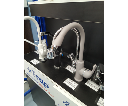 Смеситель для кухни однорычажный D&K высокий гусак серый матовый DA1372421 Фотография_2