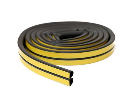 Уплотнитель D-профиль черный 21х15 мм Фотография_0