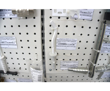 Кронштейн для радиатора штыревой белый плоский 7х180 мм (с дюбелем) Фотография_2