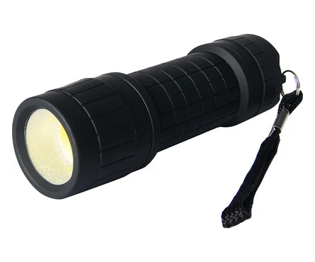 Фонарь светодиодный 5 Вт 3xAАА 2079В КОСМОС Фотография_0