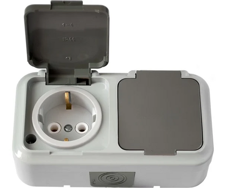 Розетка 2-ая с/з накладная серая с крышкой РА16-303 IP54 BYLECTRICA Фотография_1