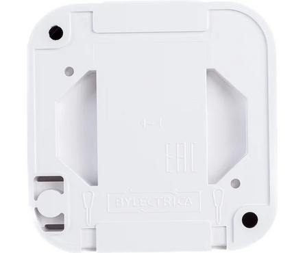 Розетка 1-ая с/з накладная белая РА16-297 IP44 BYLECTRICA Фотография_2