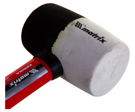 Киянка резиновая 225 г черно-белая фибергласовая рукоятка MATRIX Фотография_3