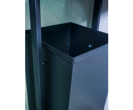 Урна уличная с бортиками на маятниковой подставке с крышей в виде арки Фотография_3