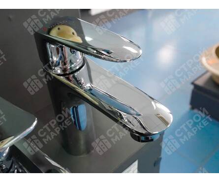 Смеситель для умывальника однорычажный MAGNUS литой гусак хром 8600 Фотография_4