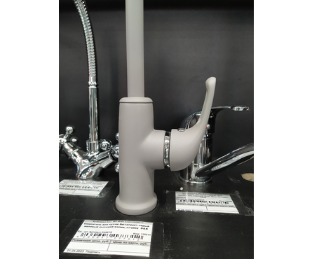 Смеситель для кухни однорычажный D&K высокий гусак серый матовый DA1372421 Фотография_3