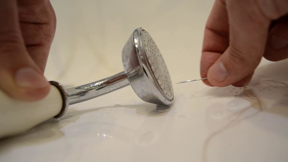 Как отмыть краны от известкового налета уксусом