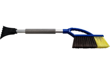 Щетка автомобильная 75 см со скребком ЛЮКС