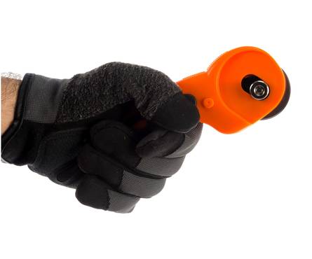 Нож 45 мм вращающееся лезвие-ролик, пластмассовая ручка пистолетного типа SPARTA Фотография_2