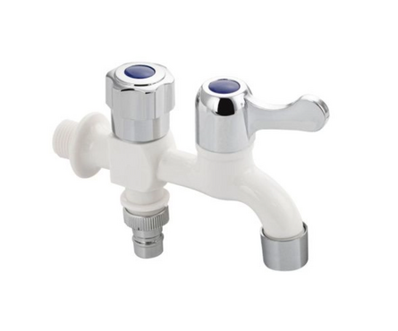Кран 1/2 водоразборный пластиковый двойным выходом Фотография_0