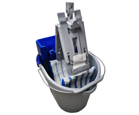 Швабра для пола в комплекте насадка Моп, держатель с моющей насадкой, ведро с отжимом 10 л РОСМОП Фотография_1