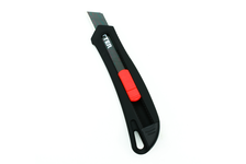Нож RITTER ECO 18 мм, выдвижные лезвия, сталь SK2 Black, пластик Soft-touch
