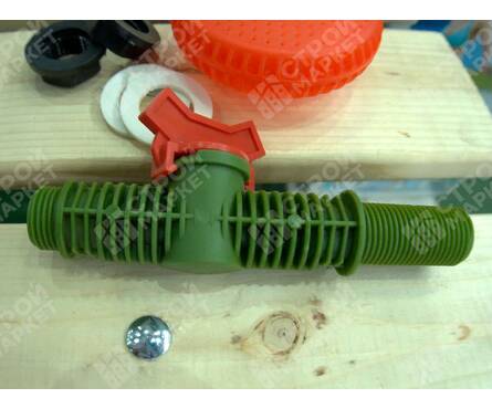 Душ летний для врезки в бак кран шар.1/2 лейка, пластик Фотография_2