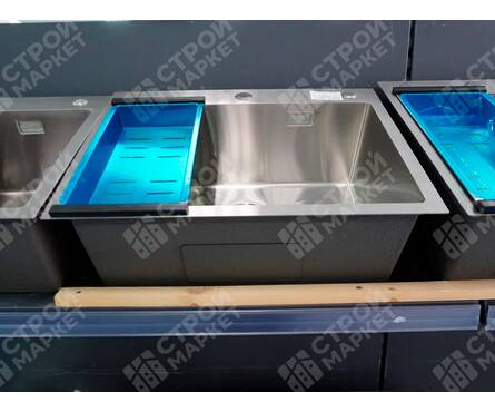 Мойка 60х45 (3.0) врезная 3 1\2 22 см с сифоном+ коландер+дозатор Сатин SANTREK AQUA Фотография_6