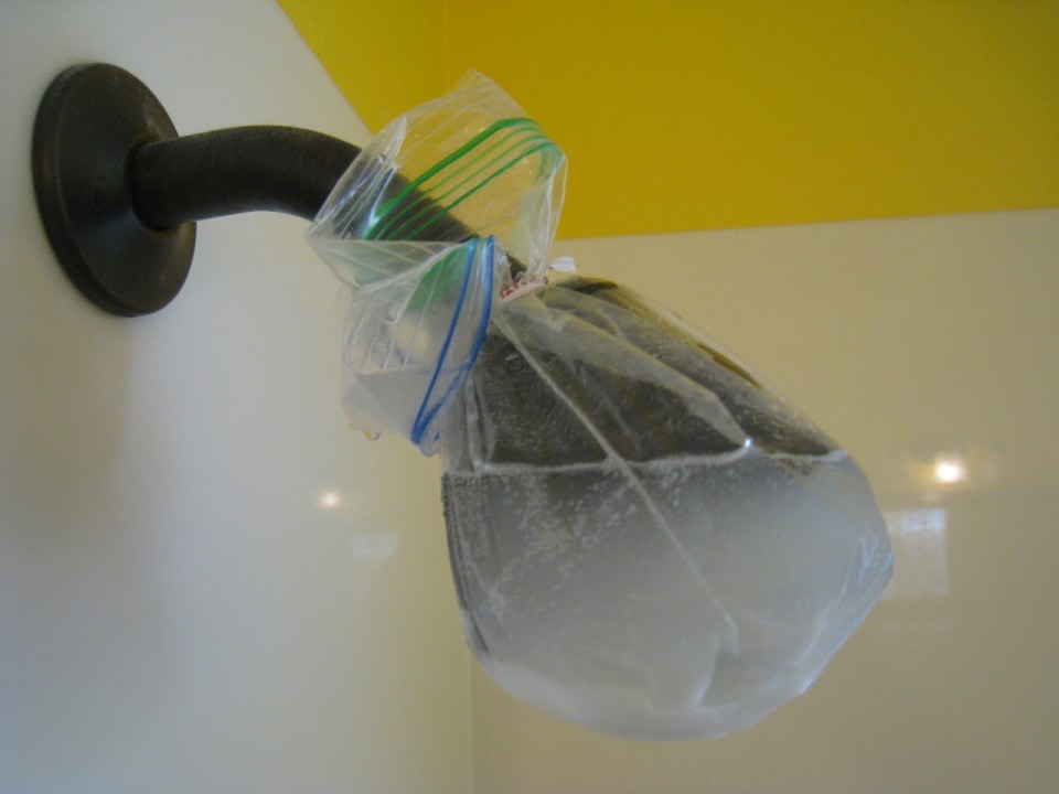 Как отмыть краны от известкового налета в домашних условиях