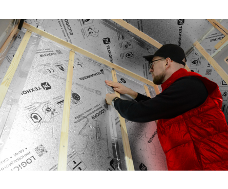 Утеплитель LOGICPIR БАНЯ Фольга ТЕХНОНИКОЛЬ 1190х590х40 мм, L-кромка (0.7021 м²) 1 плитa Фотография_4